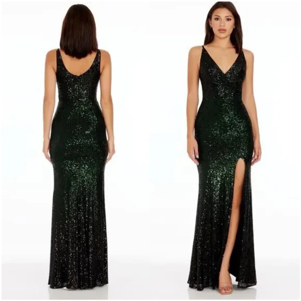 Elegant Green Sequin Gown dress the population